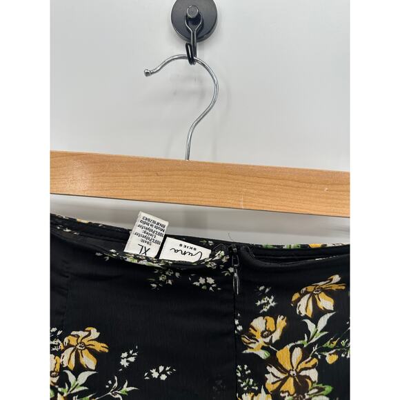 Luna Skies Midi Skirt Women XL Black Floral Ruffle Asymmetrical 90s Y2K Feminine - Picture 7 of 7